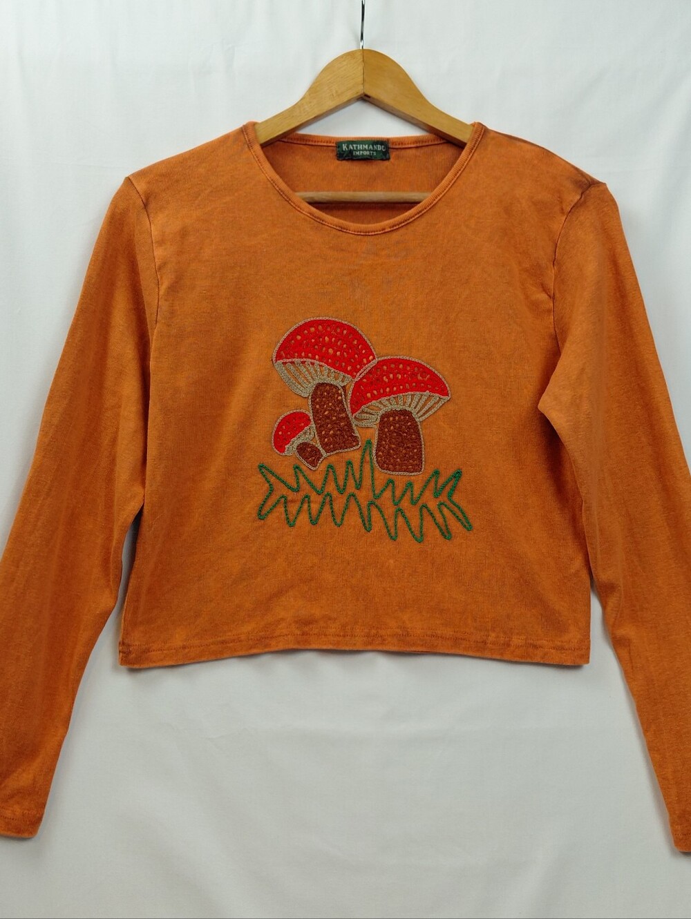 Mushroom Embroidery Crop Top Size Small Orange Fall Autumn Hobbit Girl